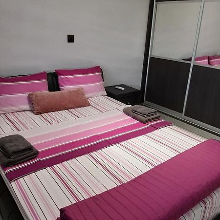 2 Bedroom Apartment-Mediterranean Type Paphos 外观 照片