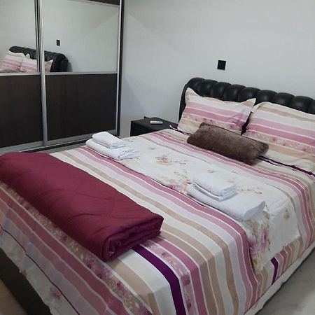 2 Bedroom Apartment-Mediterranean Type Paphos 外观 照片