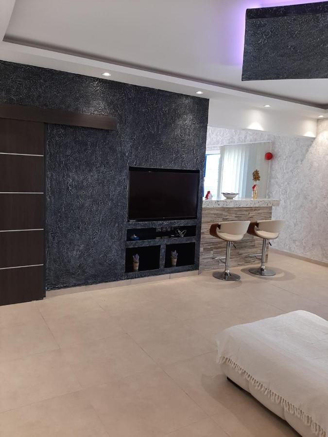 2 Bedroom Apartment-Mediterranean Type Paphos 外观 照片
